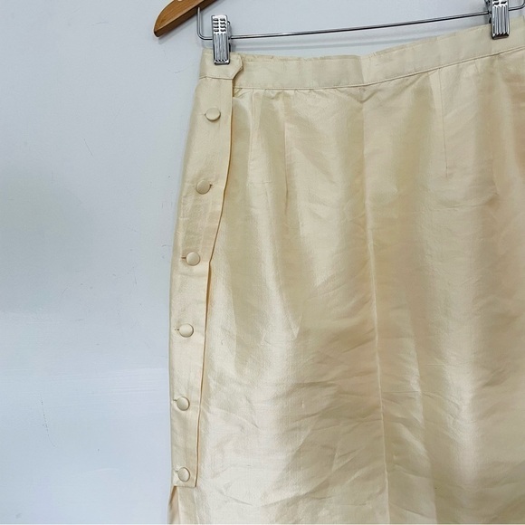 VINTAGE | Ivory Taffeta Satin Pencil Button Down Split Side High Rise MIDI Skirt - Picture 10 of 10